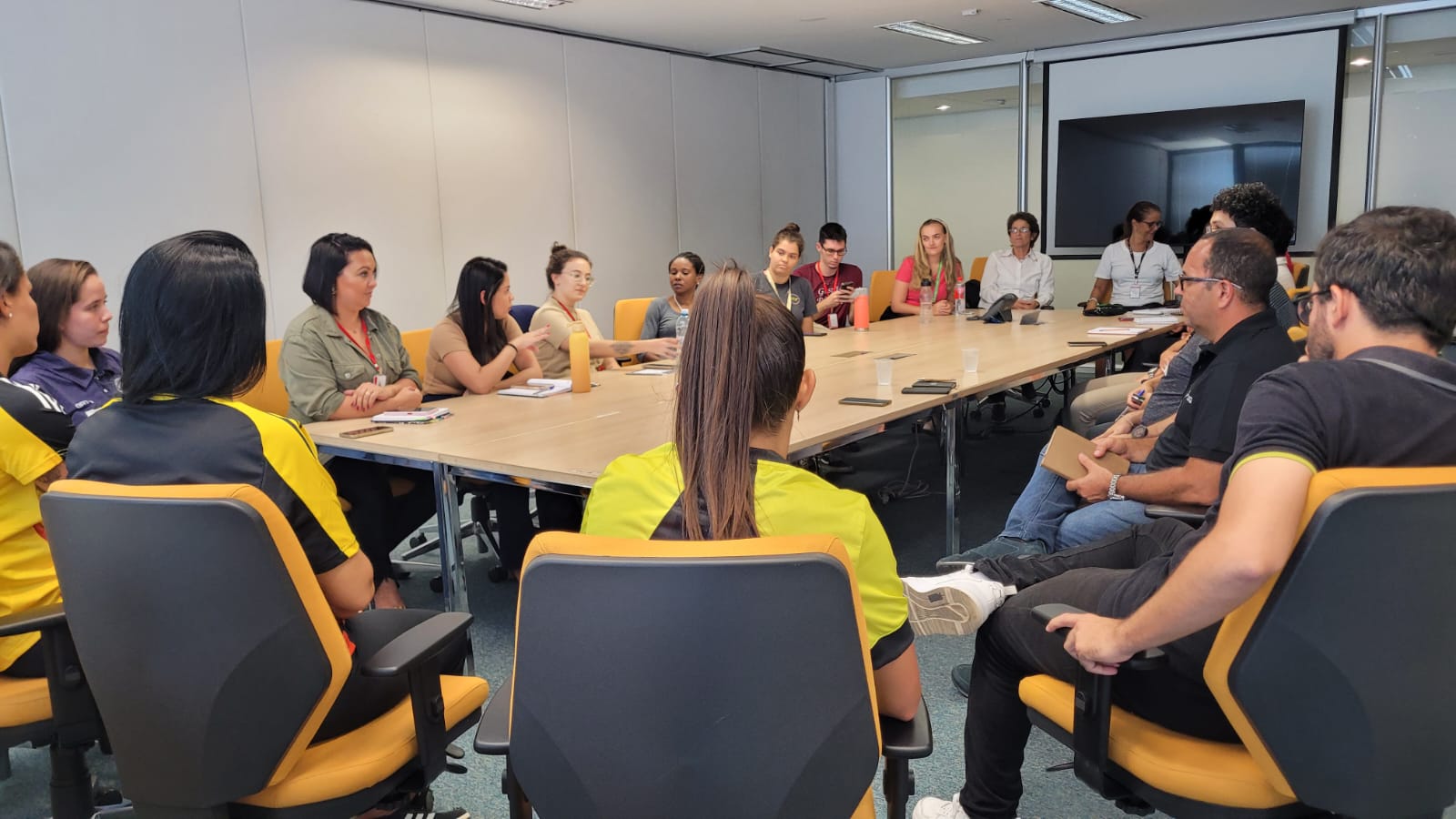 Sedese fortalece o futebol feminino com a criação de novo uniforme