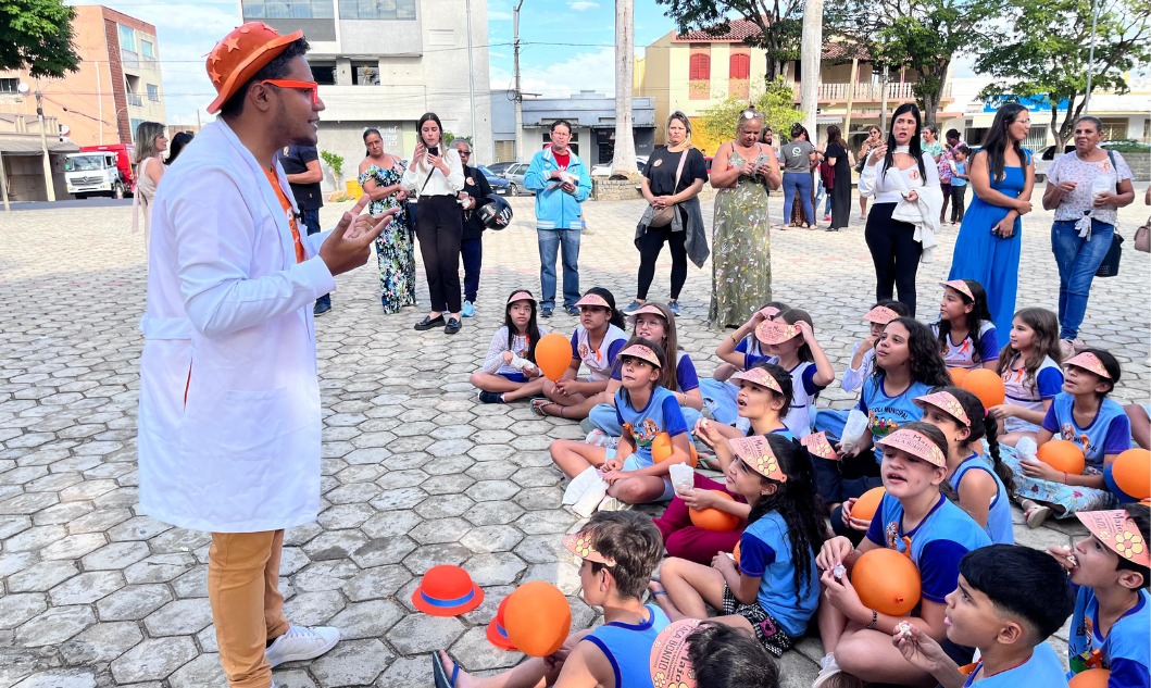 maio laranja 2025