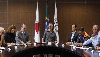 Secretária Elizabeth Jucá participa de reunião para prestar assistência a municípios afetados pelas chuvas