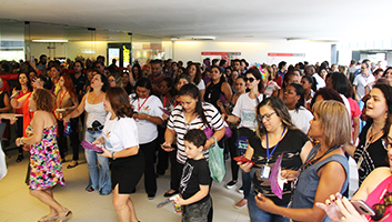 Esquenta da Prevenção busca conscientizar a população sobre o uso/abuso de álcool e outras drogas durante a folia