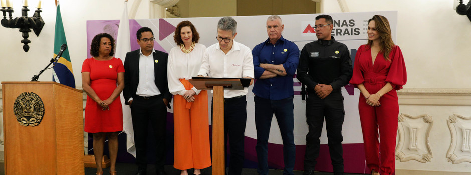Governador assina decreto que regulamenta lei sobre dignidade menstrual 